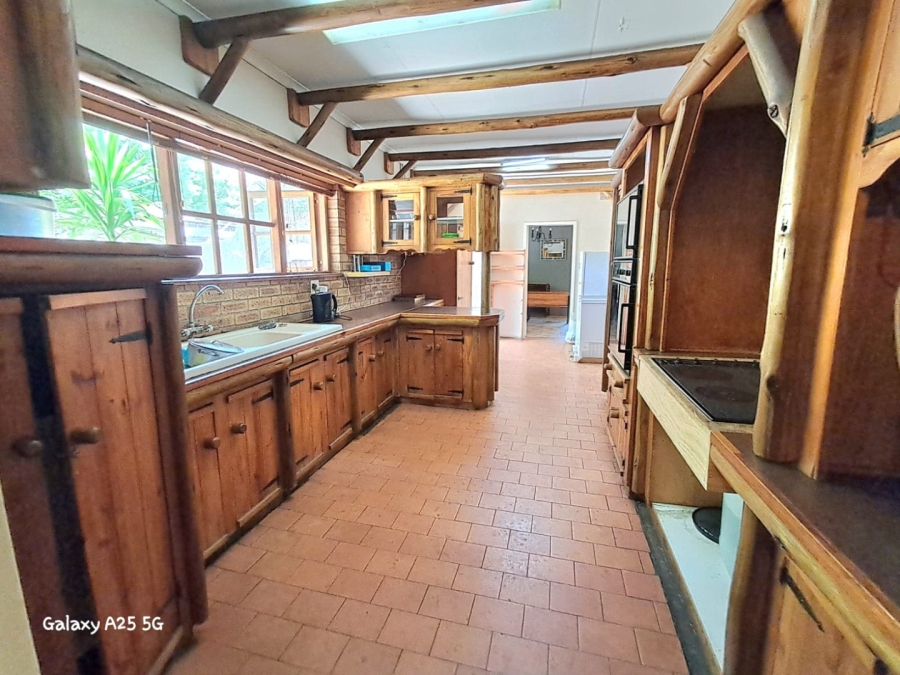 5 Bedroom Property for Sale in Sasolburg Ext 4 Free State